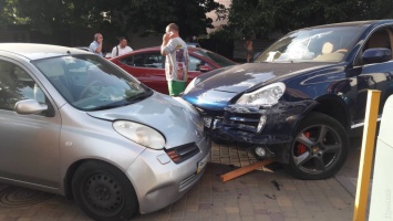 Подробности ДТП на Львовской: виновник аварии на «Порше» - известный в Одессе адвокат. Он был пьян