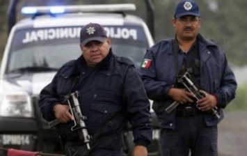 В Мексике в перестрелке погибли шесть полицейских