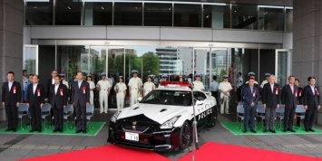 Nissan GT-R заступил на службу в полицию