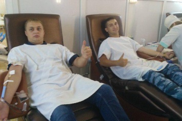 Сотрудники УФСИН в Крыму сдали кровь для детей, больных онкологией