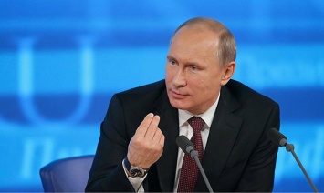 Половина россиян хотят видеть Путина президентом и после 2024 года