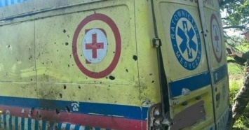 Российские террористы обстреляли из минометов машину медицинской бригады
