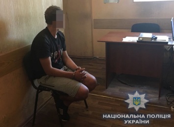 21 кража: одесская полиция поймала молодого лифтового вора