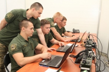Украинские военные участвуют в учениях НАТО в Польше