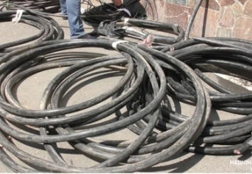 В центре Днепра украли 50 метров телефонного кабеля