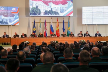 Аксенов принял участие в выездном заседании коллегии министерства обороны РФ под руководством Сергея Шойгу