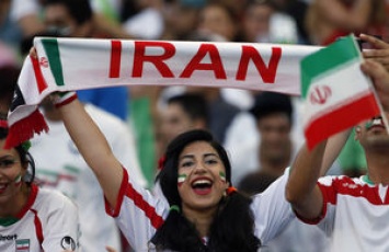 ЧМ-2018: женщинам в Иране впервые за 40 лет разрешили следить за игрой национальной сборной со стадионов