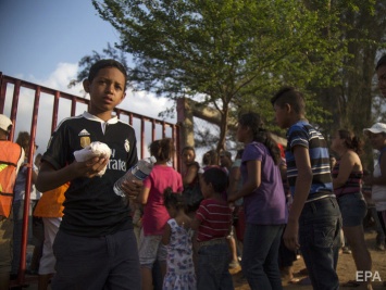 В США детям мигрантов в специальных центрах дают психотропные вещества - правозащитники