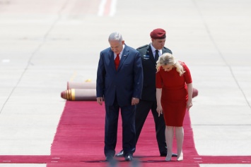 Жене премьера Израиля Нетаньяху предъявлены обвинения