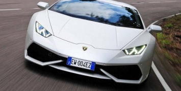 Суперкары Lamborghini сохранят «атмосферники» и станут гибридами