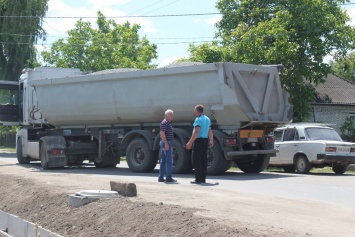 Балтянин спас водителя грузовика от его утопления в реке и обрушения моста