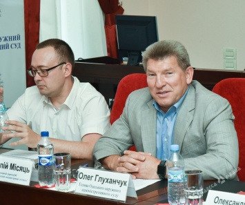 В Одесском окружном административном суде прошел тренинг для судебных исполнителей (фото)