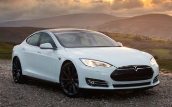 Tesla обновила антиугонный режим скорости своих авто