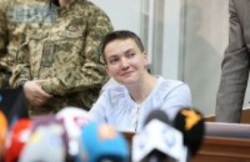 Суд оставил Надежду Савченко под арестом