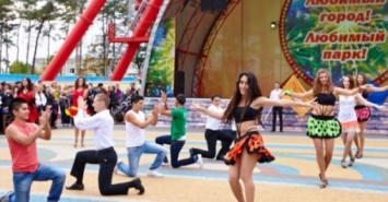 Сальса-фестиваль и кубинский концерт: в парке Горького отметят День молодежи