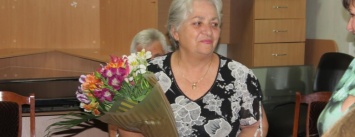 Покровчанке Анжеле Манукян были торжественно вручены нагрудный знак и удостоверение Матери-героини