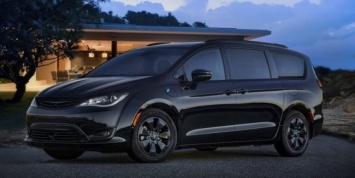 Chrysler Pacifica Hybrid 2019 получил цветовые обновления