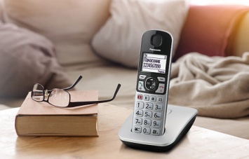 Panasonic KX-TGE510 - DECT-телефон для пожилых людей