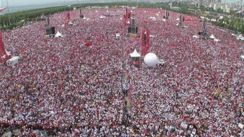 В Стамбуле перед выборами президента Турции проходит миллионный митинг оппозиции
