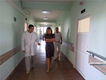 Лечебные учреждения Керчи посетила вице-премьер Крыма Алла Пашкунова