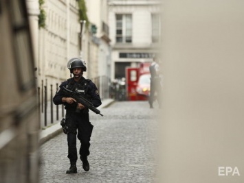 Во Франции задержали 10 человек, подозреваемых в подготовке атак на мусульман - СМИ
