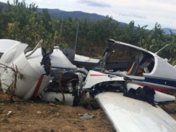 В Гвинее в результате крушения самолета погибли четыре человека