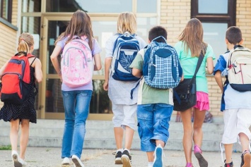 В Британии доказали пользу позднего подъема в школу