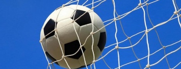 Восьмой тур чемпионата Бердянска по футболу поразил количеством забитых голов