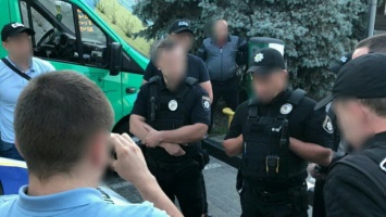 В Днепре на взяточничестве разоблачены сотрудники патрульной полиции
