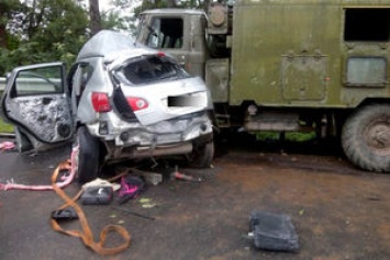 В Тернопольской области две женщины погибли при лобовом столкновении с военным грузовиком
