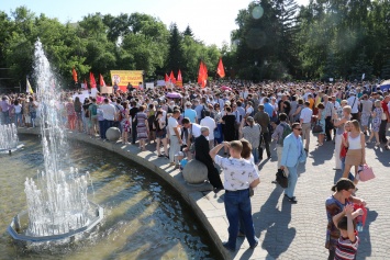 В Новосибирске прошел митинг против повышения пенсионного возраста