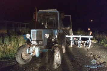 На Луганщине мотоциклист врезался в трактор и погиб на месте аварии (Фото)