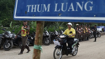 Восемь детей спасены из пещеры в Таиланде во второй фазе эвакуации