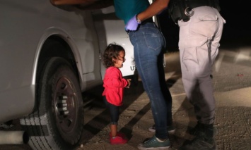 Правительство США не сможет в срок воссоединить с родителями всех детей, разлученных на границе