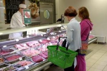"Не более 2-х кур в руки": в Донецке вводят ограничения на продукты