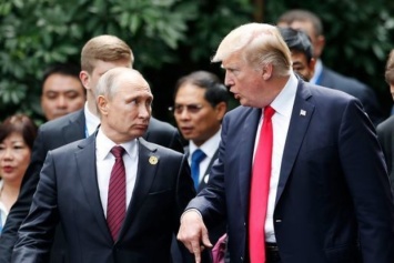 Порошенко: "Желаю Трампу вернуть Путина в строй"