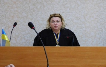 В Южноукраинске следователь сбежал из зала суда вместе с уголовным производством