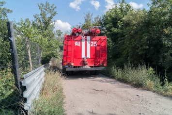 Любовный треугольник по-днепровски: пожарные тушили горевший дом