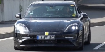 Новый Porsche Taycan засветился на трассе в Нюрбургринге