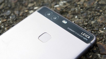 Huawei все же обновляет двухлетний флагман до Android Oreo