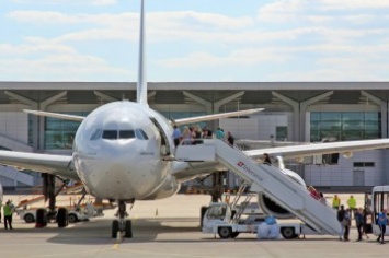 В аэропорту Харьков заявили о пригодности взлетной полосы для самолетов типа А330
