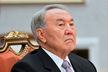 Назарбаев получил пожизненное право возглавлять Совбез Казахстана
