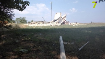 На территории одесского Гидрометцентра произошел взрыв, уничтоживший здание. Фото
