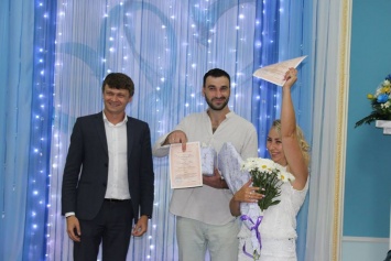 «Брак за сутки» на Николаевщине «перешагнул» тысячный рубеж