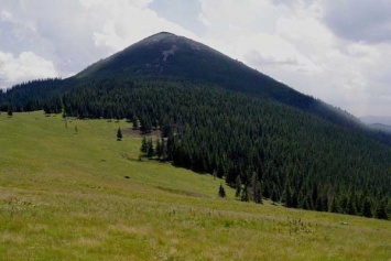 Никопольского туриста пришлось снимать с горы на Прикарпатье
