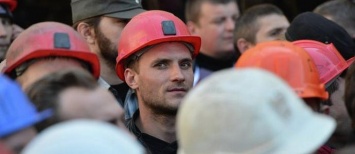 Рада выделила 1,4 миллиарда гривен на погашение долгов шахтерам по зарплате