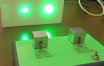 Sharp изобрела зеленый диод, который вдвое повысит яркость портативных проекторов