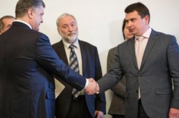 Одарченко: Сытник должен контролировать работу Порошенко, а не встречаться с ним неформально