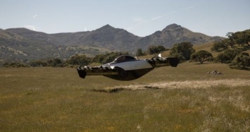 Невероятный летающий автомобиль BlackFly уже парит над Калифорнией