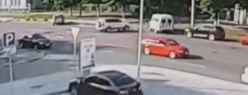 В сети появилось видео жуткой аварии, в которой погиб известный мотогонщик